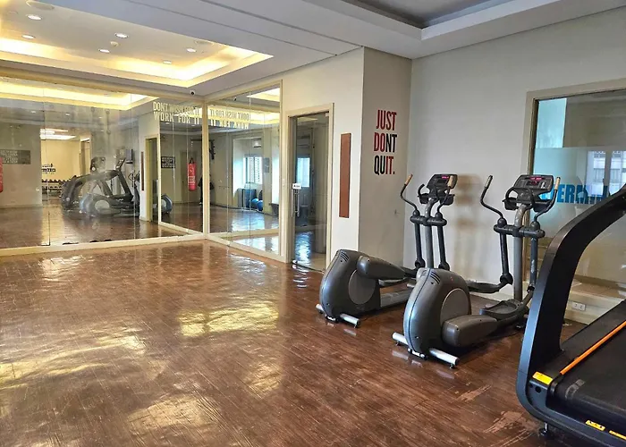 Apartment Lil' Olive Spot At Soho In Front Of Edsa Shangri-la Mall *
