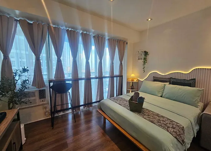 Apartment Lil' Olive Spot At Soho In Front Of Edsa Shangri-la Mall