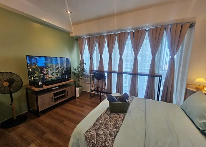Apartment Lil' Olive Spot At Soho In Front Of Edsa Shangri-la Mall *
